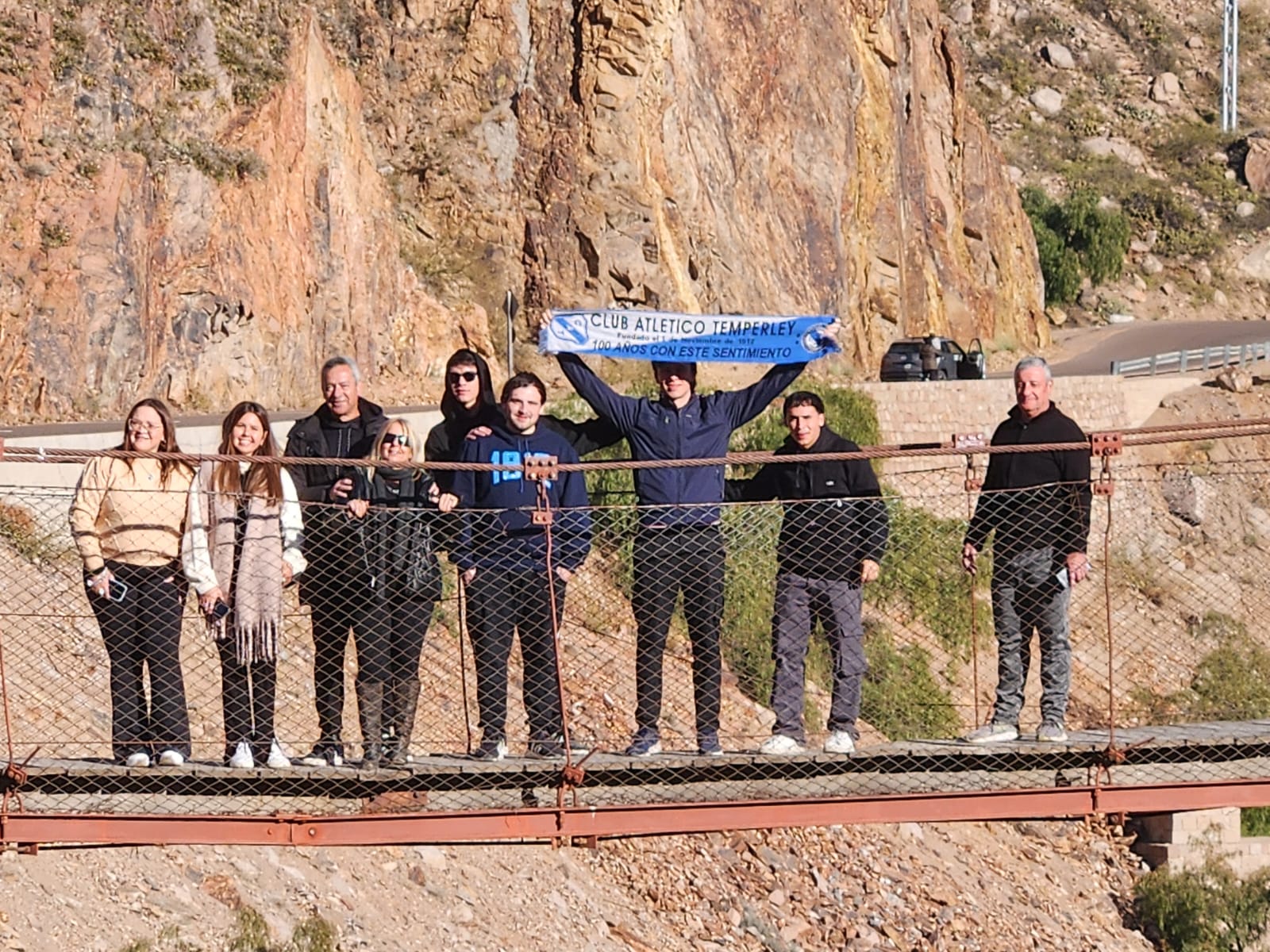Tourists on a bridge in Cacheuta